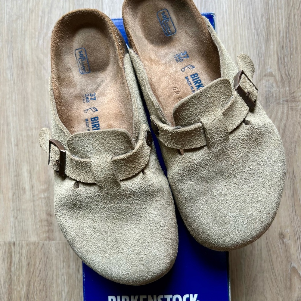 Birkenstock Bostons Taupe Suede
